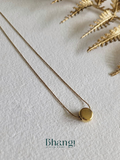 Luna Dot Minimal Necklace