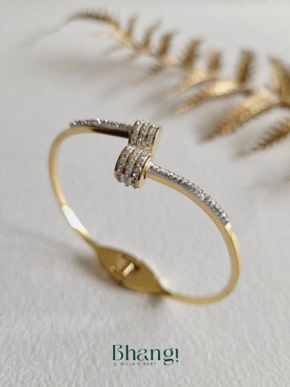 Lustre Loop Pavé Bangle