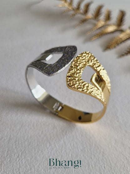 TwinTone Textured Cuff