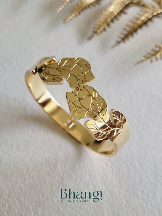 Golden Leaf Harmony Bangle