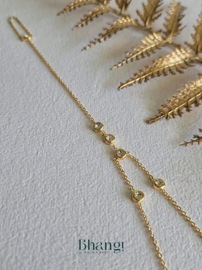 Sparkle Chain Hand Harness