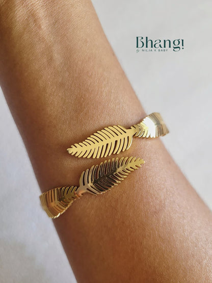 Palm Whisper Bangle