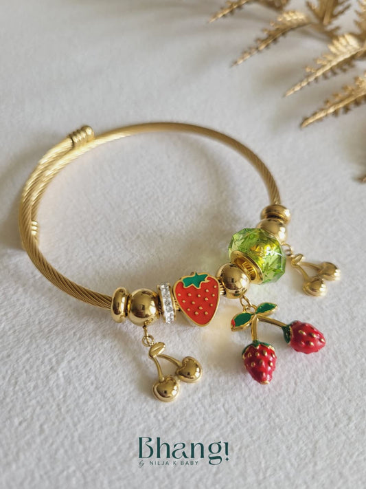 Berry Bliss Charm Bangle