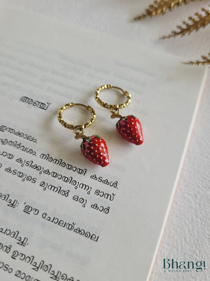 Berry Blush Mini Hoops