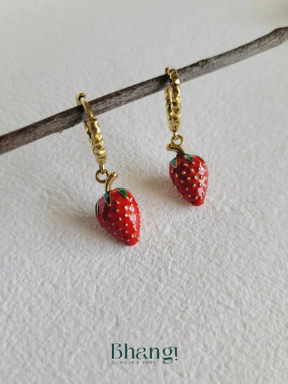 Berry Blush Mini Hoops