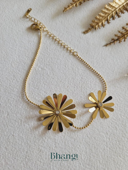 Golden Bloom Bracelet