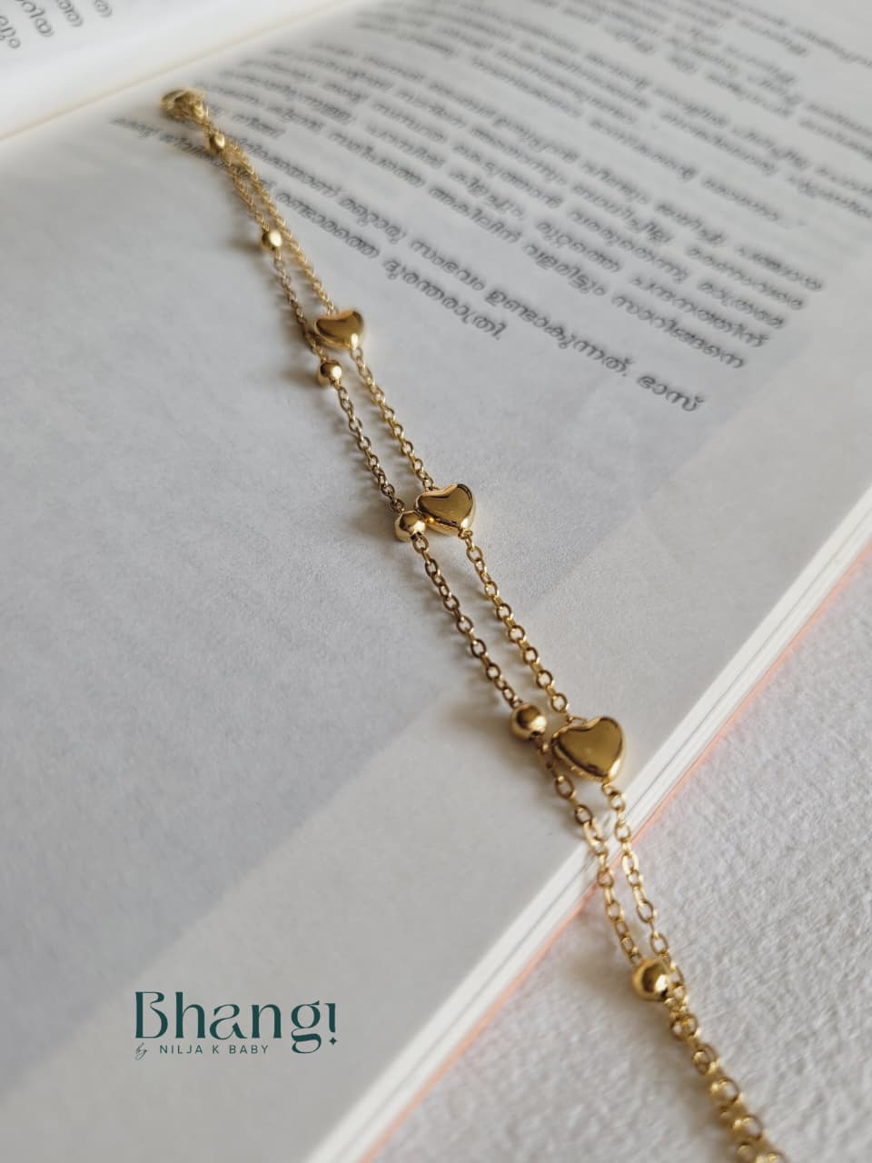 Golden Heartlayer Bracelet