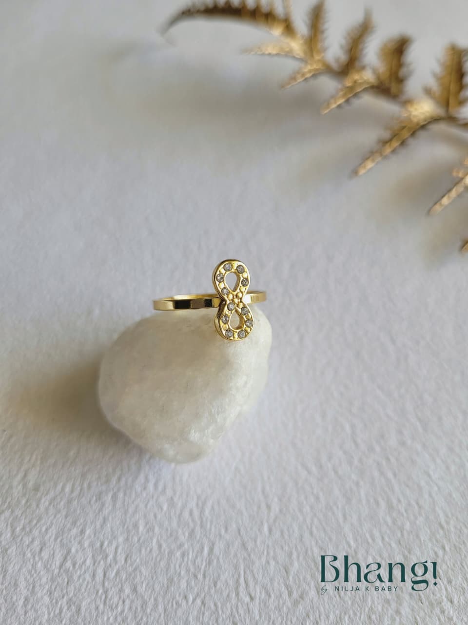 Golden Knot Spark Ring