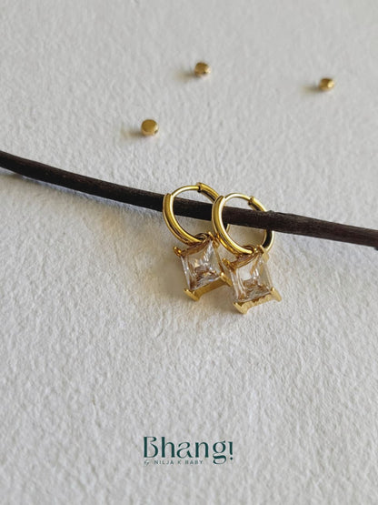 Éclat Square Drop Hoops