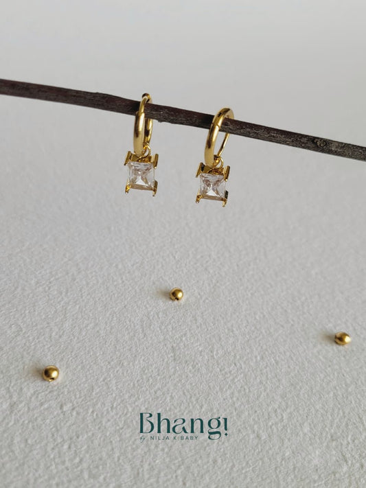 Éclat Square Drop Hoops