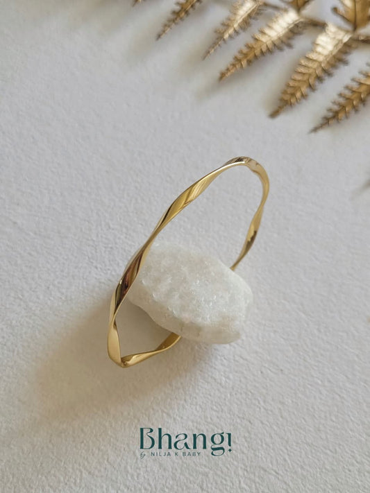 Golden Tide Bangle