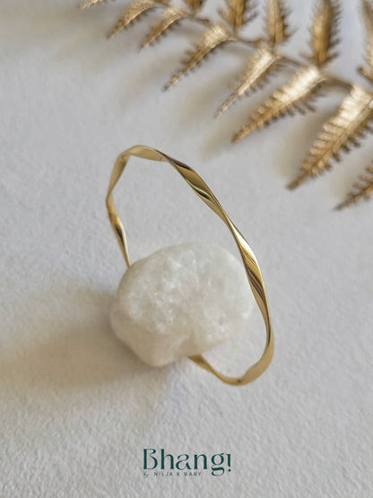 Golden Tide Bangle