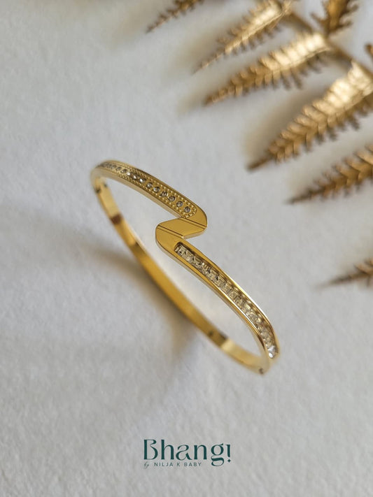 Celeste Arc Bangle