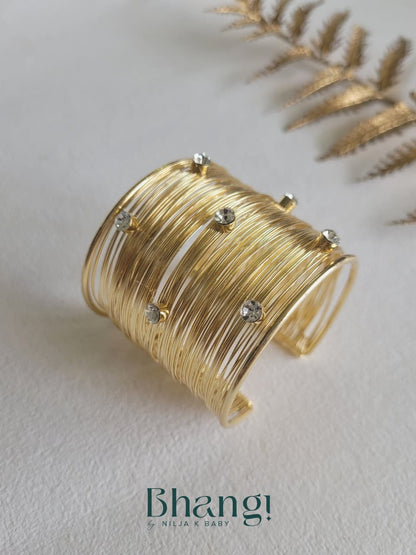 Celeste Wire Cuff