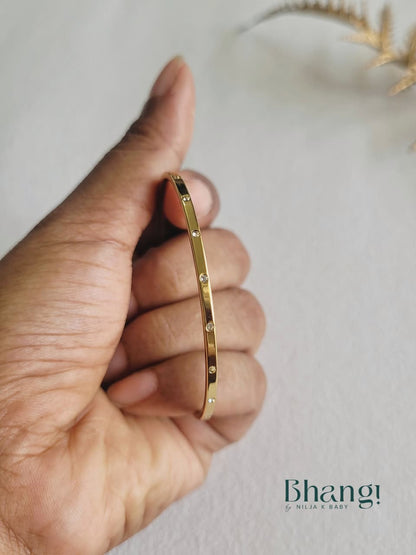 Lumi Dot Bangle