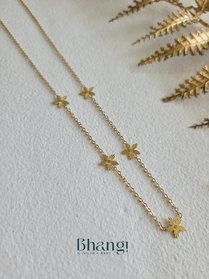 Golden Daisy Chain Necklace