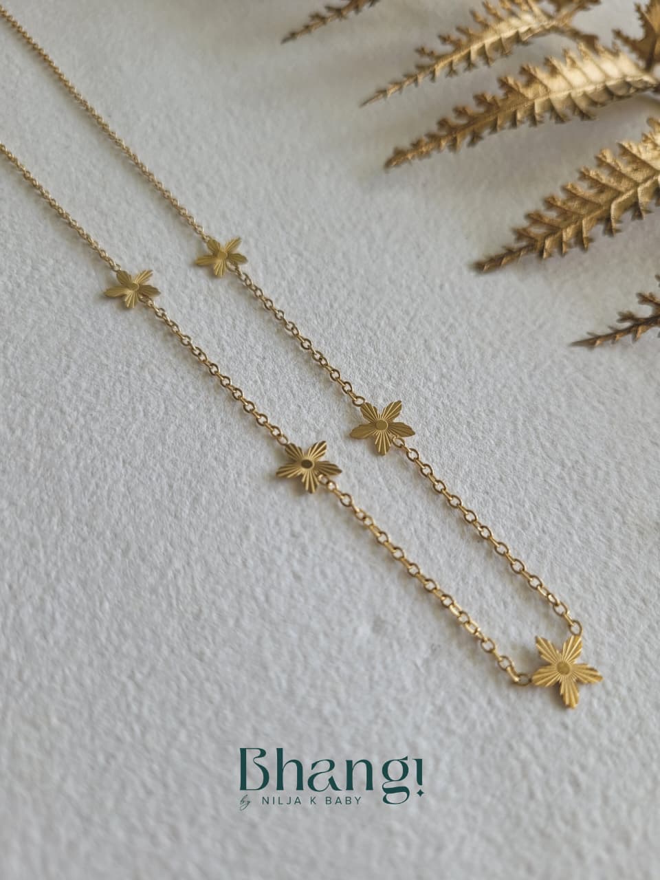 Golden Daisy Chain Necklace