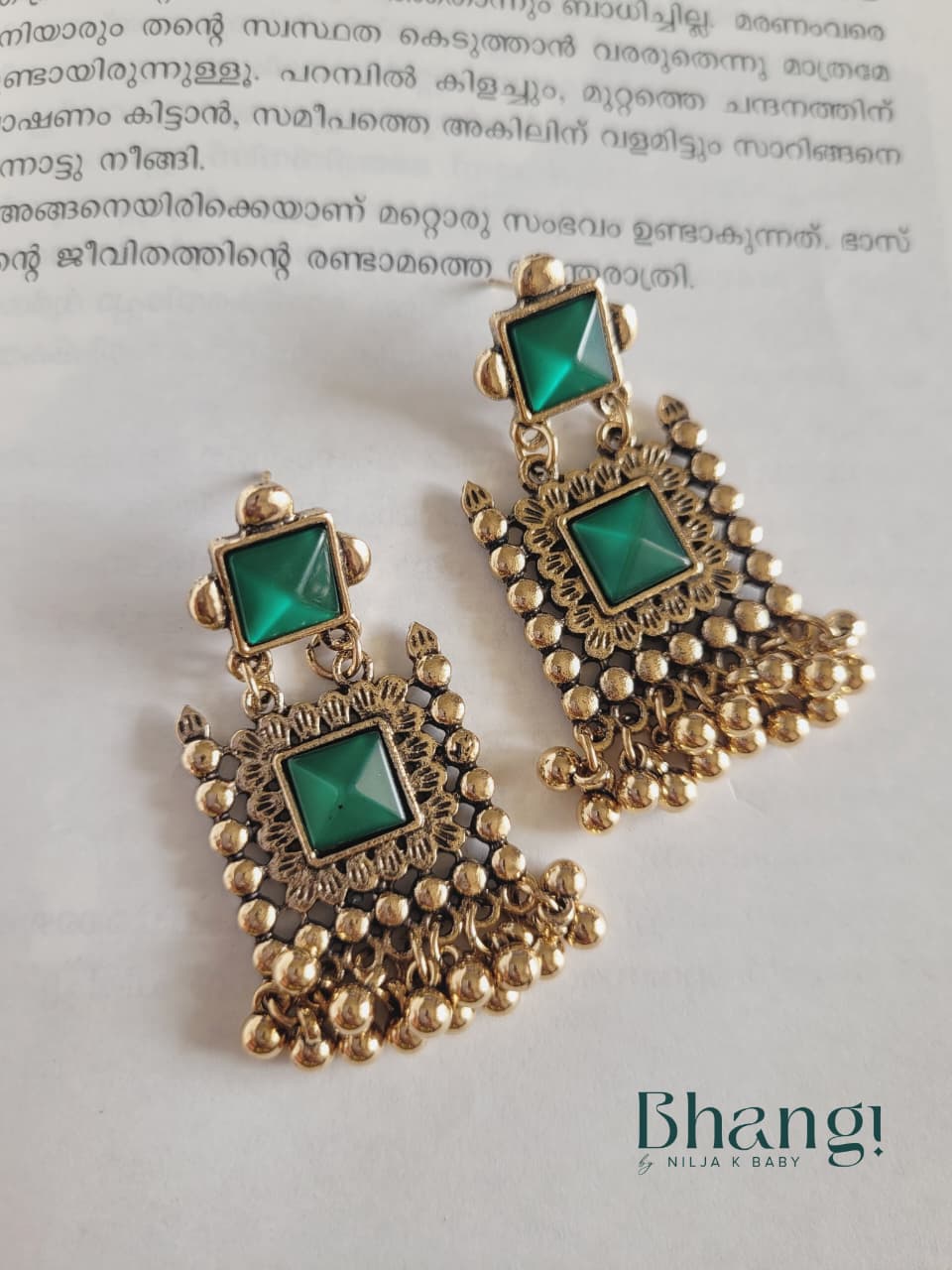 Bhangi Signature Emerald Heritage Earrings