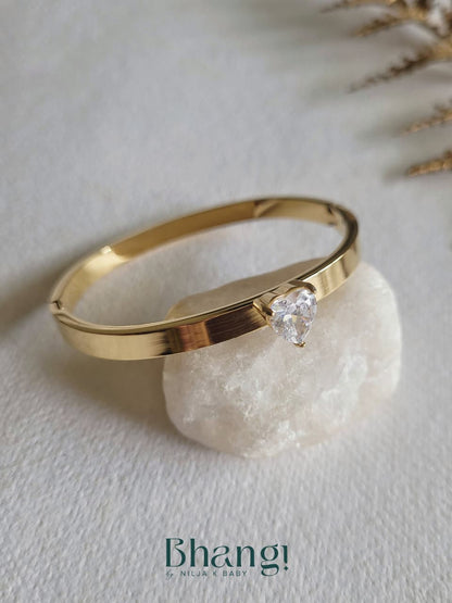 Crystal Heart Bangle