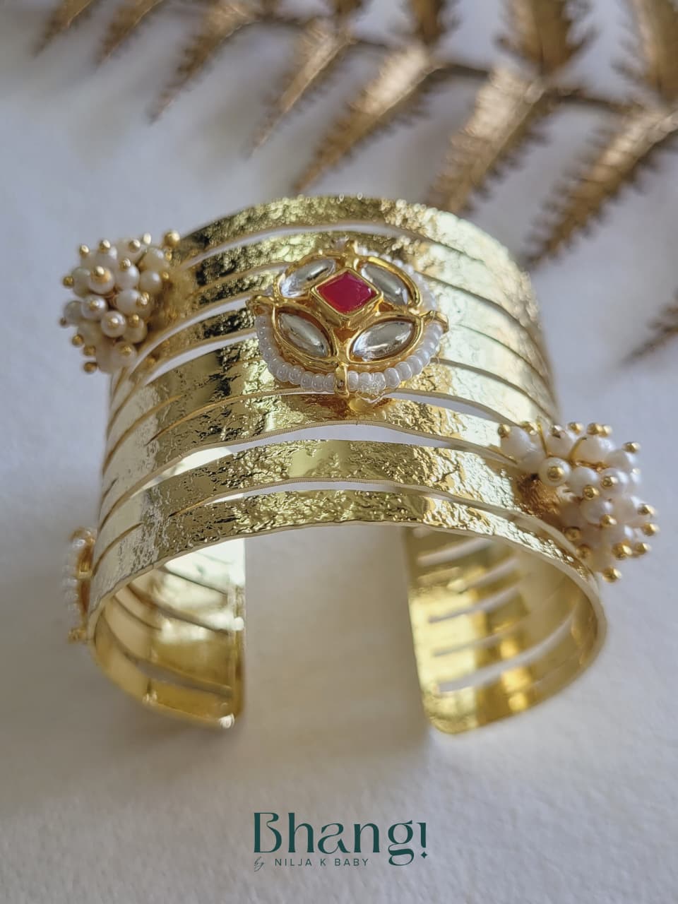 Surkh Kundan Statement Cuff