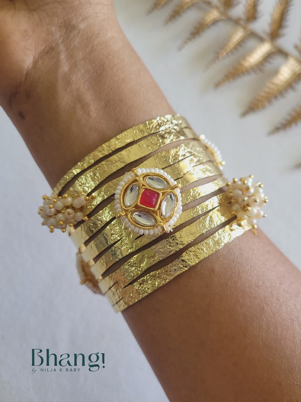 Surkh Kundan Statement Cuff