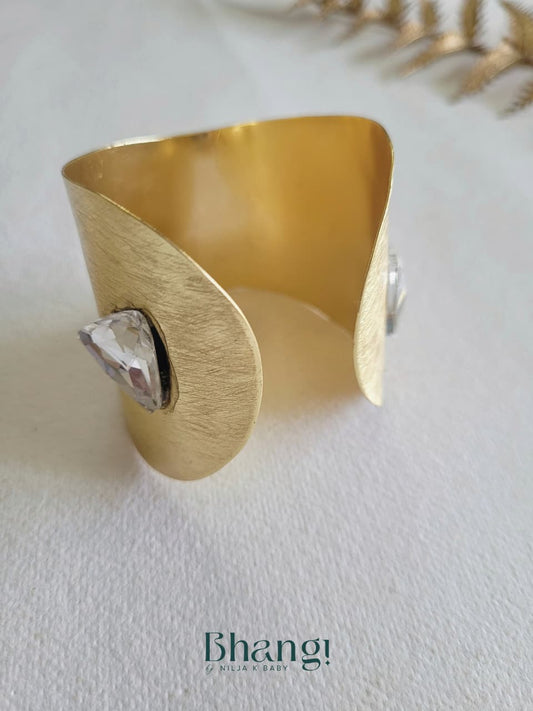 Aurora Sculpted Cuff