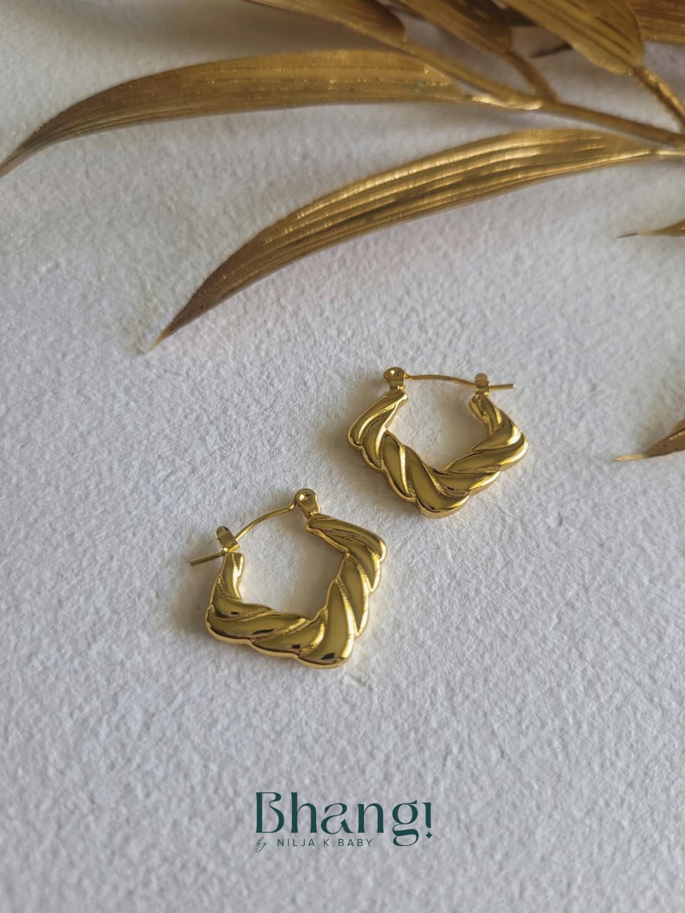 Twist Luxe Hoops