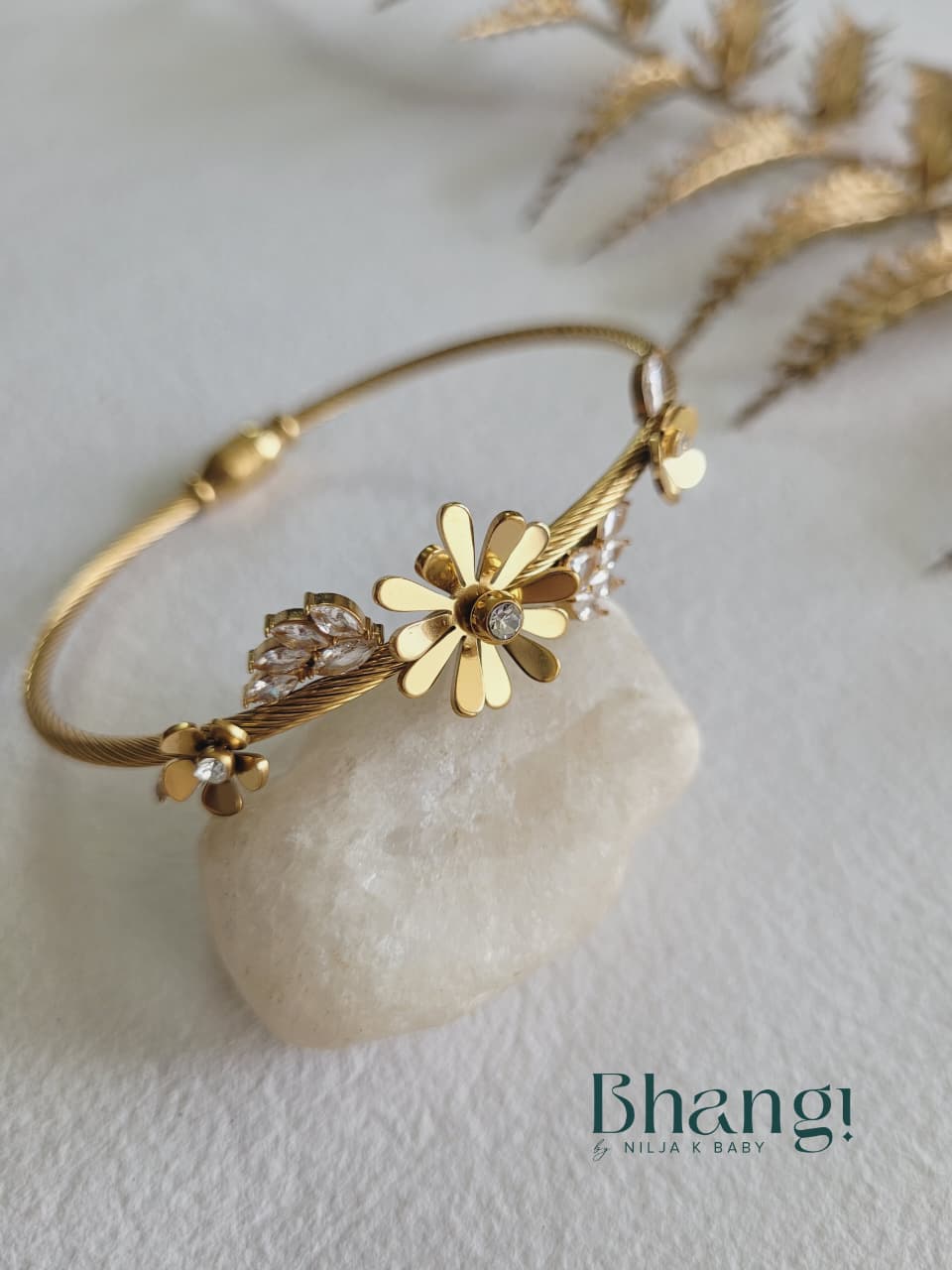 Daisy Luxe Cuff