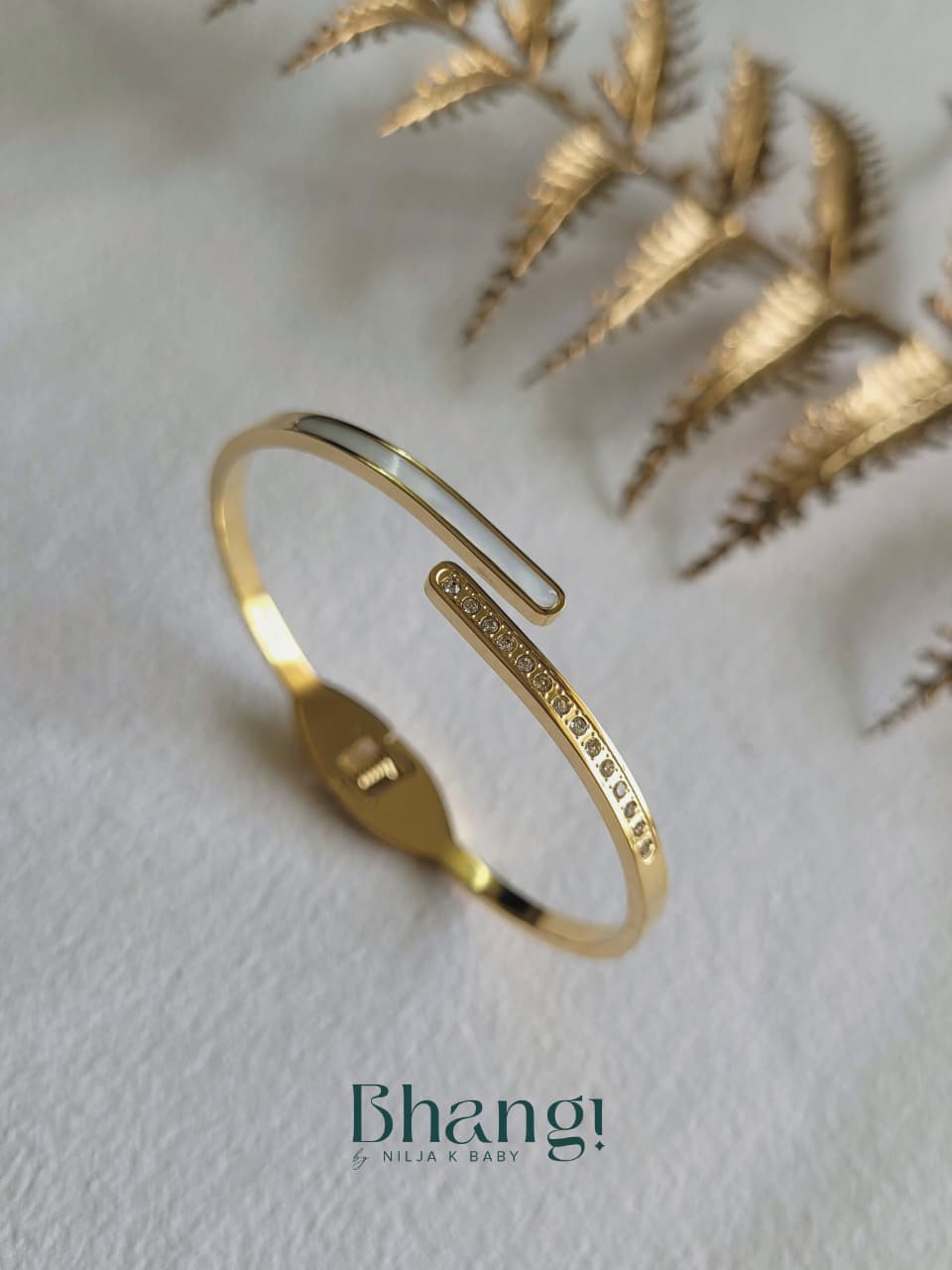 Duala Edge Bangle