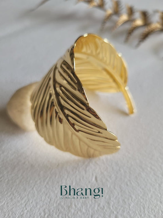 Aurelia Leaf Cuff