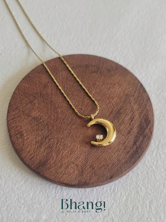 Moonlit Glow Pendant Necklace