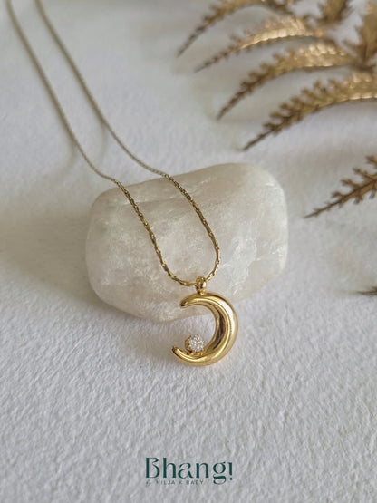Moonlit Glow Pendant Necklace