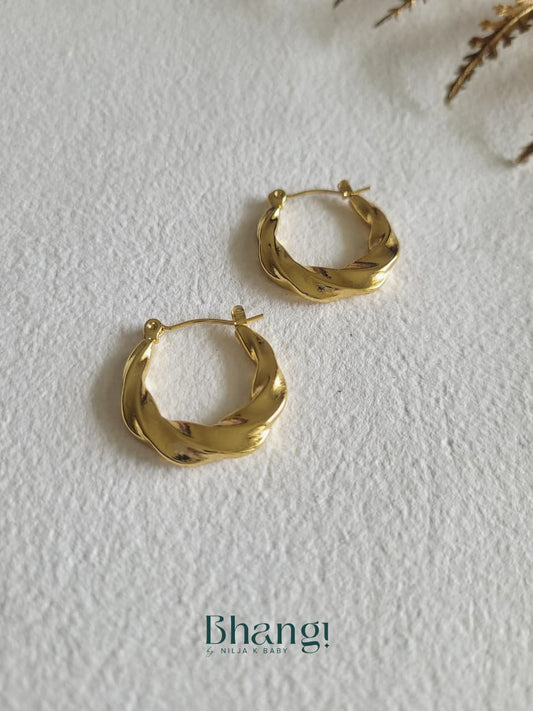 Aurette Twist Hoop Earrings