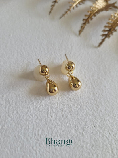 Dewdrop Dangle Earrings