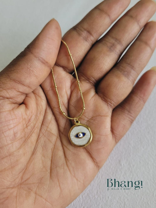 Aurelia Eye Necklace