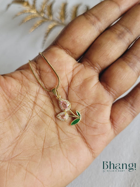Rosé Bloom Necklace