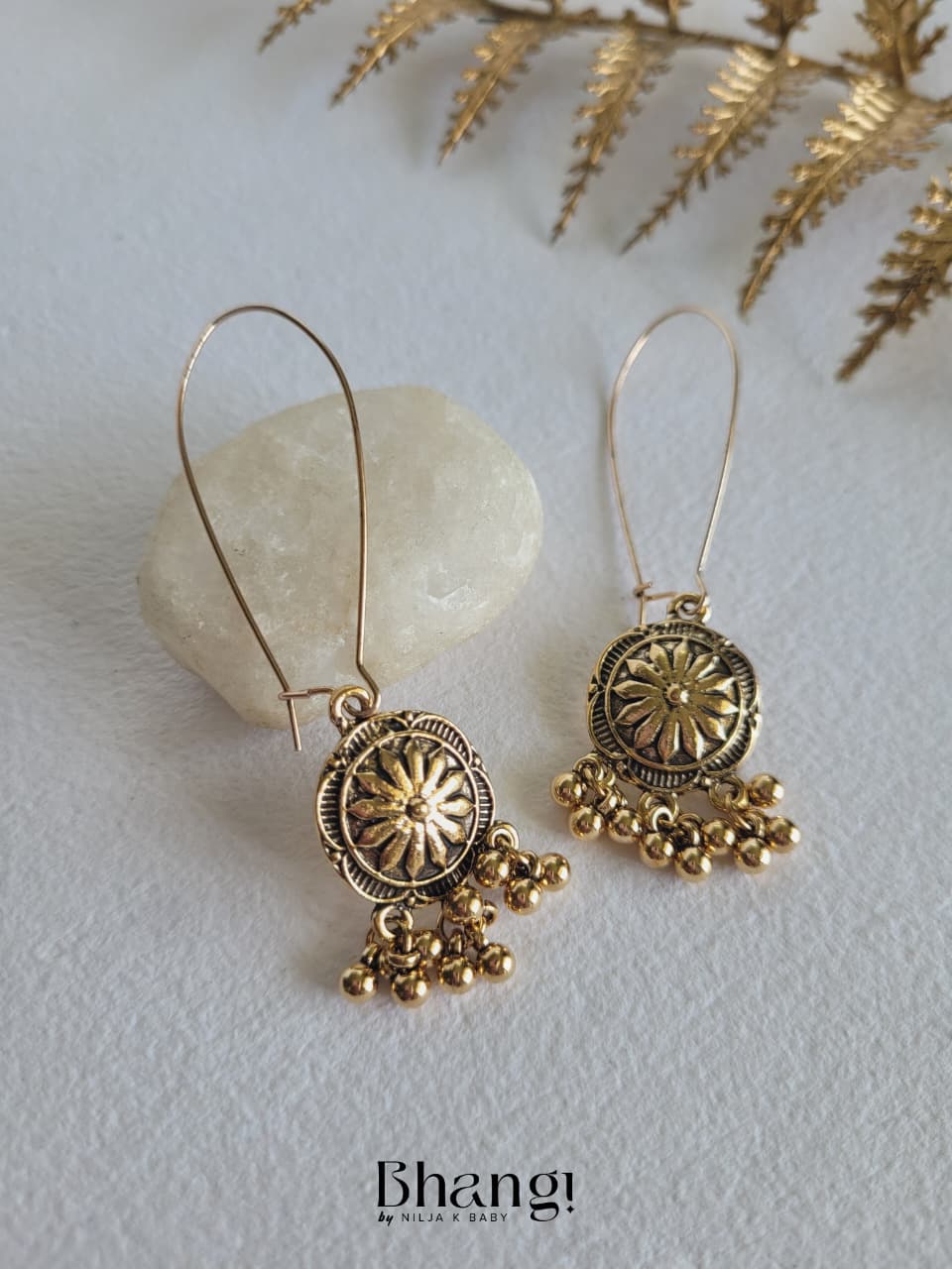 Sunburst Dangle Earrings – Antique Gold
