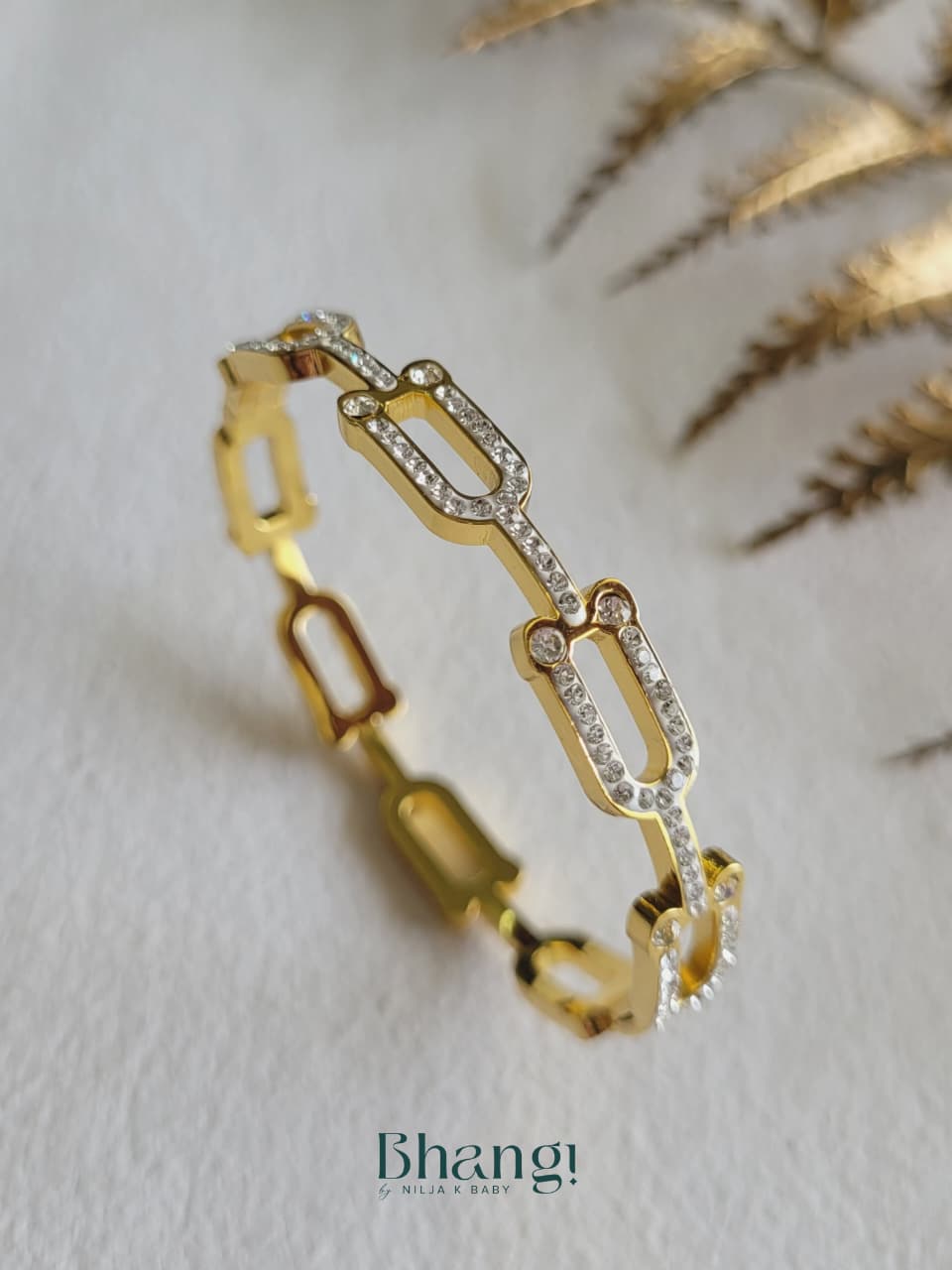 Luxe Link Crystal Bangle – Premium Anti-Tarnish Bangle (Small)