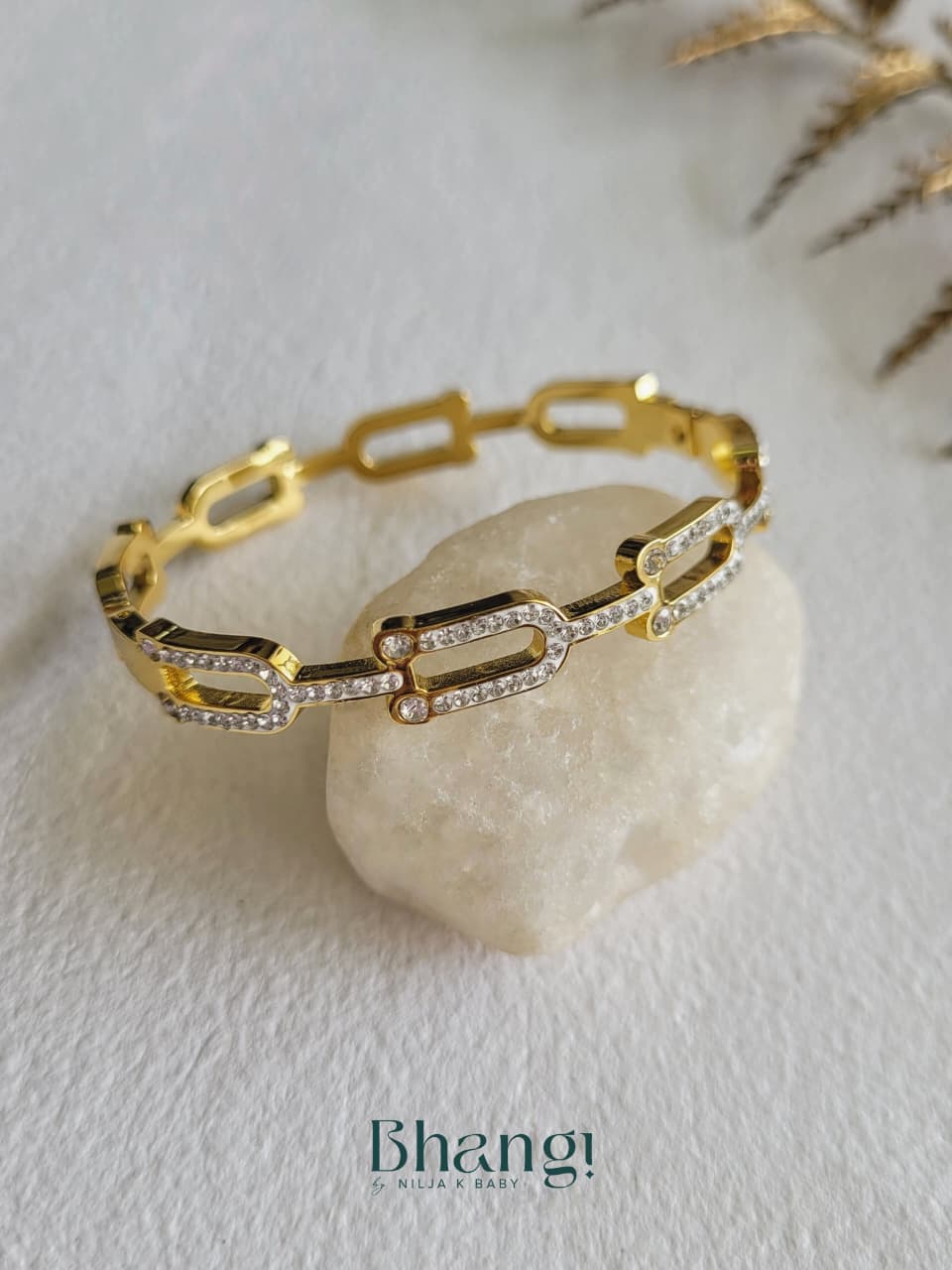 Luxe Link Crystal Bangle – Premium Anti-Tarnish Bangle (Small)
