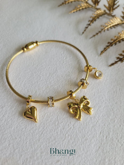 Bhangi Amora Charm Anti-Tarnish Bangle