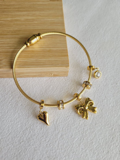 Bhangi Amora Charm Anti-Tarnish Bangle