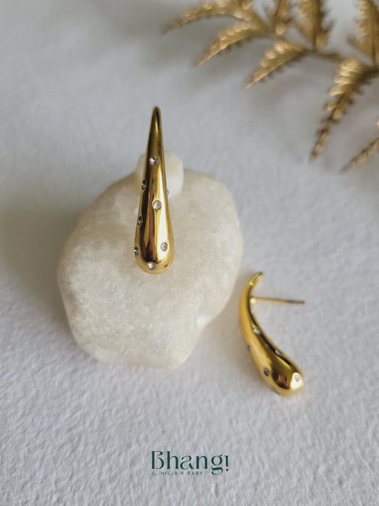Aurora Curve Crystal Stud Earrings