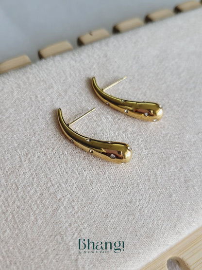 Aurora Curve Crystal Stud Earrings
