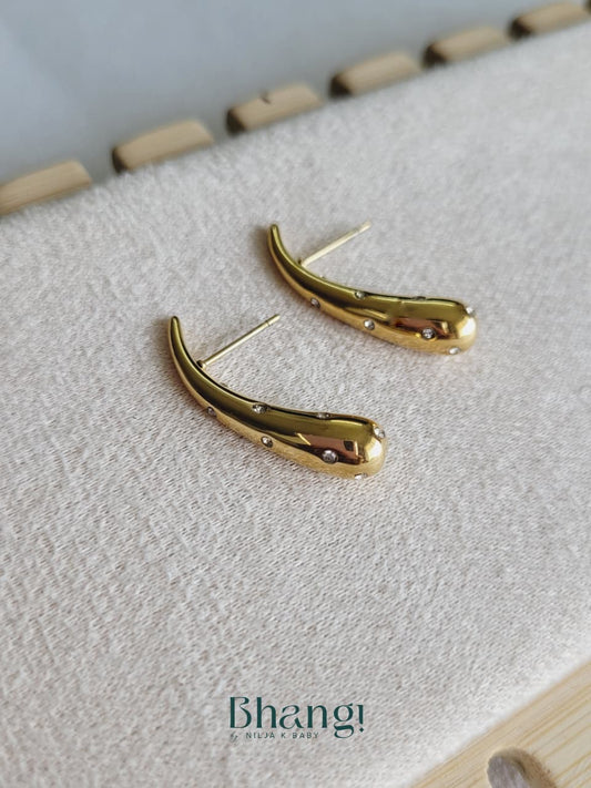Aurora Curve Crystal Stud Earrings