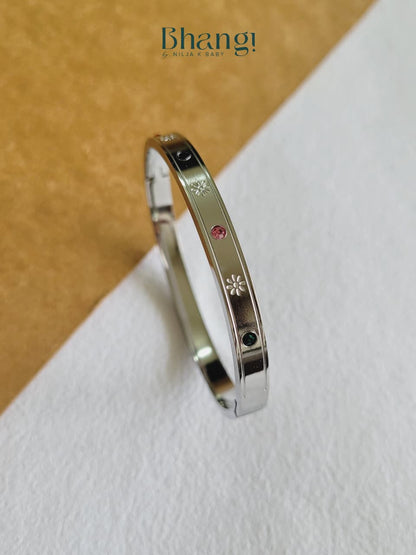 Bloom Charm Bangle