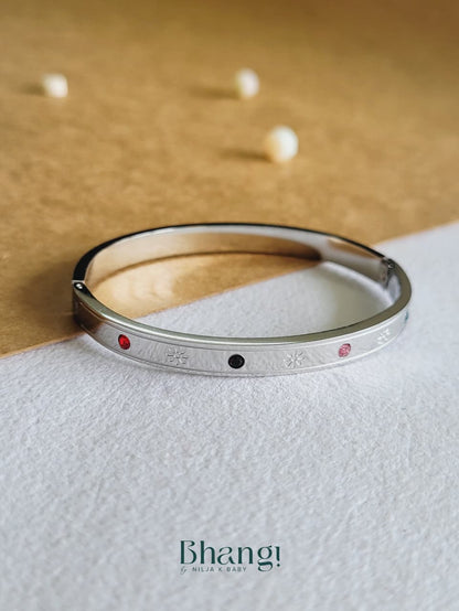 Bloom Charm Bangle