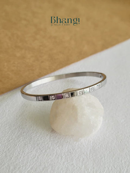 Luna Grid Bangle