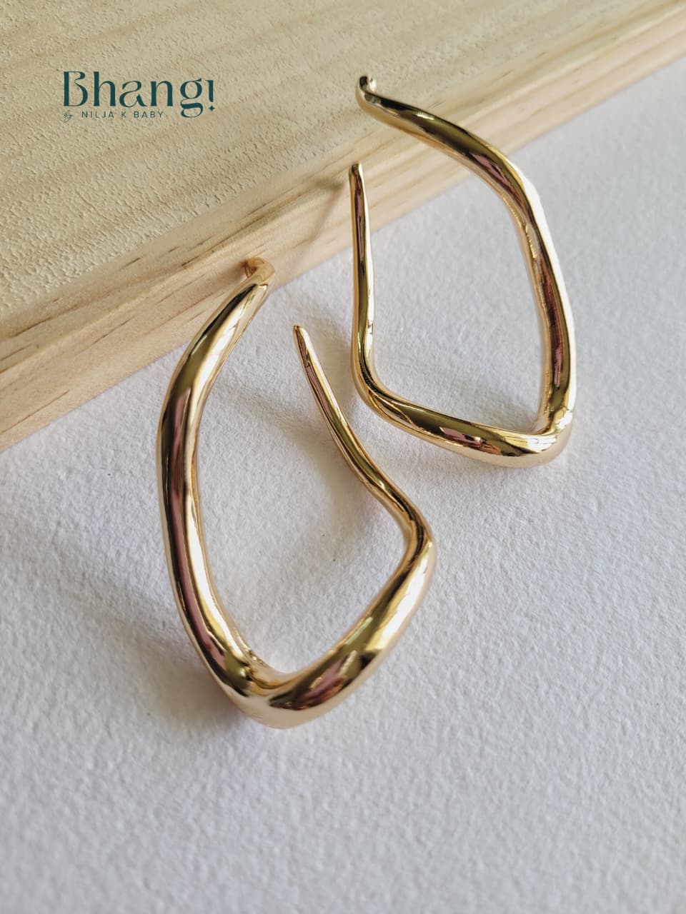Willow Hoop Earrings