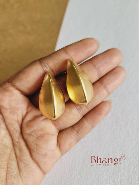 Noir Earrings
