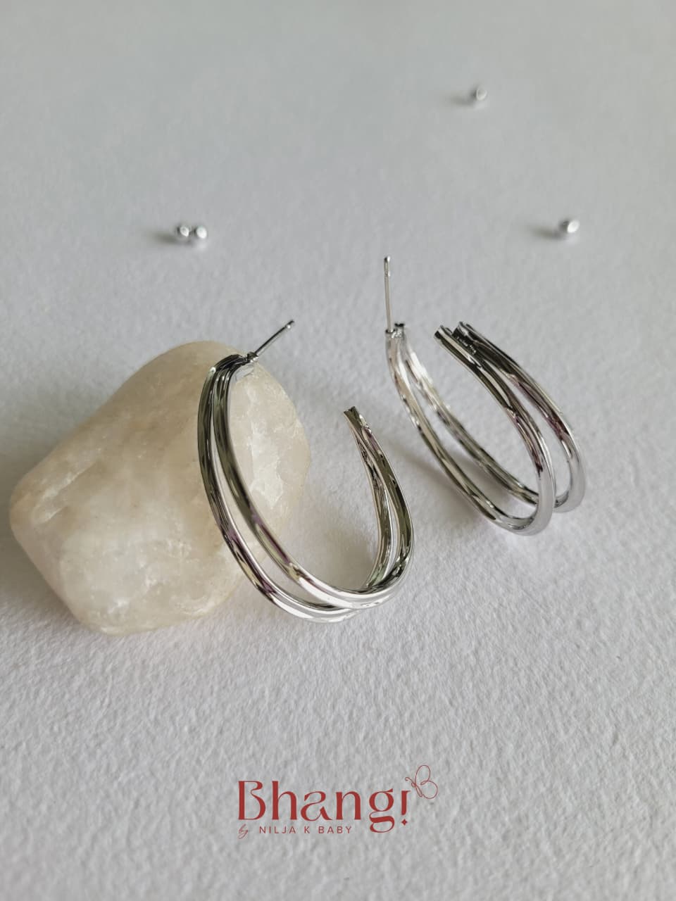 Infinity Wave Hoop Earrings – Silver